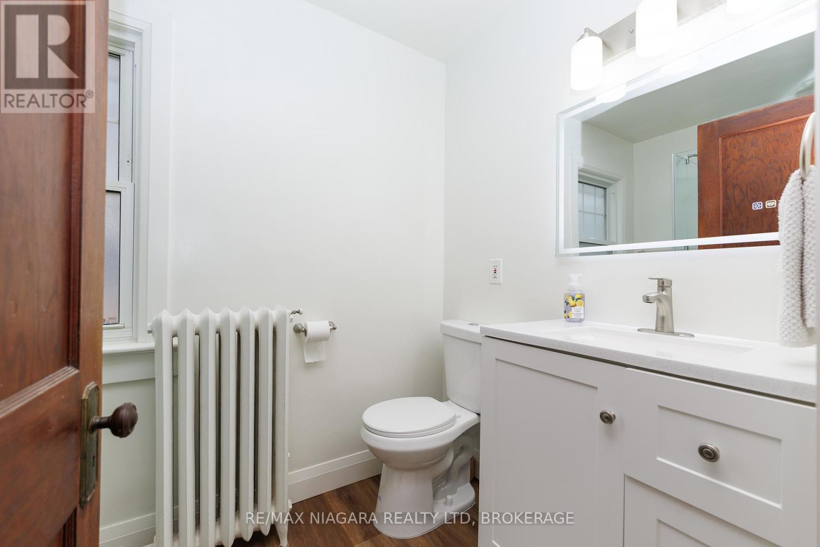 4864 Simcoe Street, Niagara Falls, Ontario  L2E 1V9 - Photo 21 - X13437832