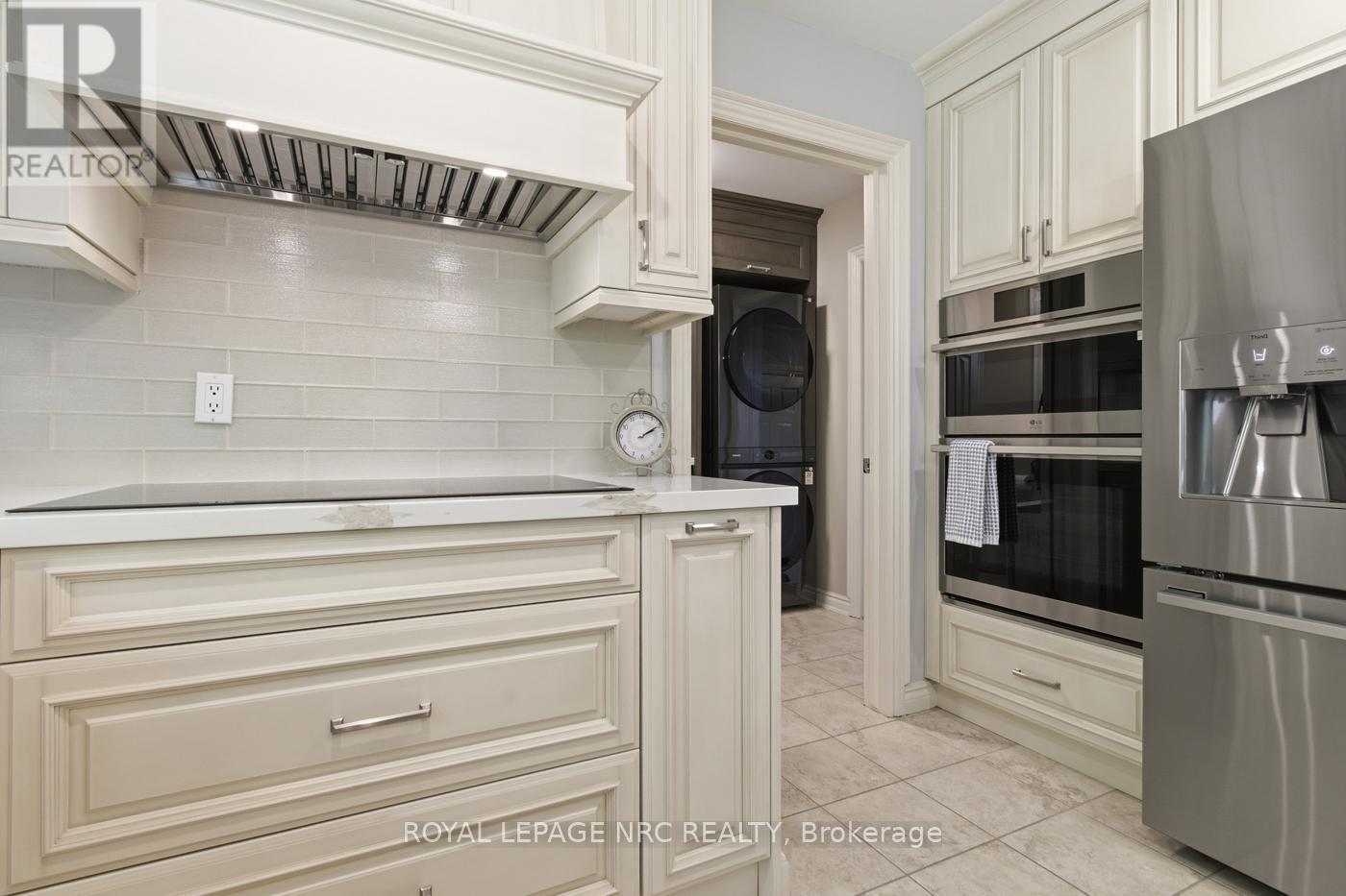 15 Brigantine Court, St. Catharines, Ontario  L2M 7V4 - Photo 27 - X13437946