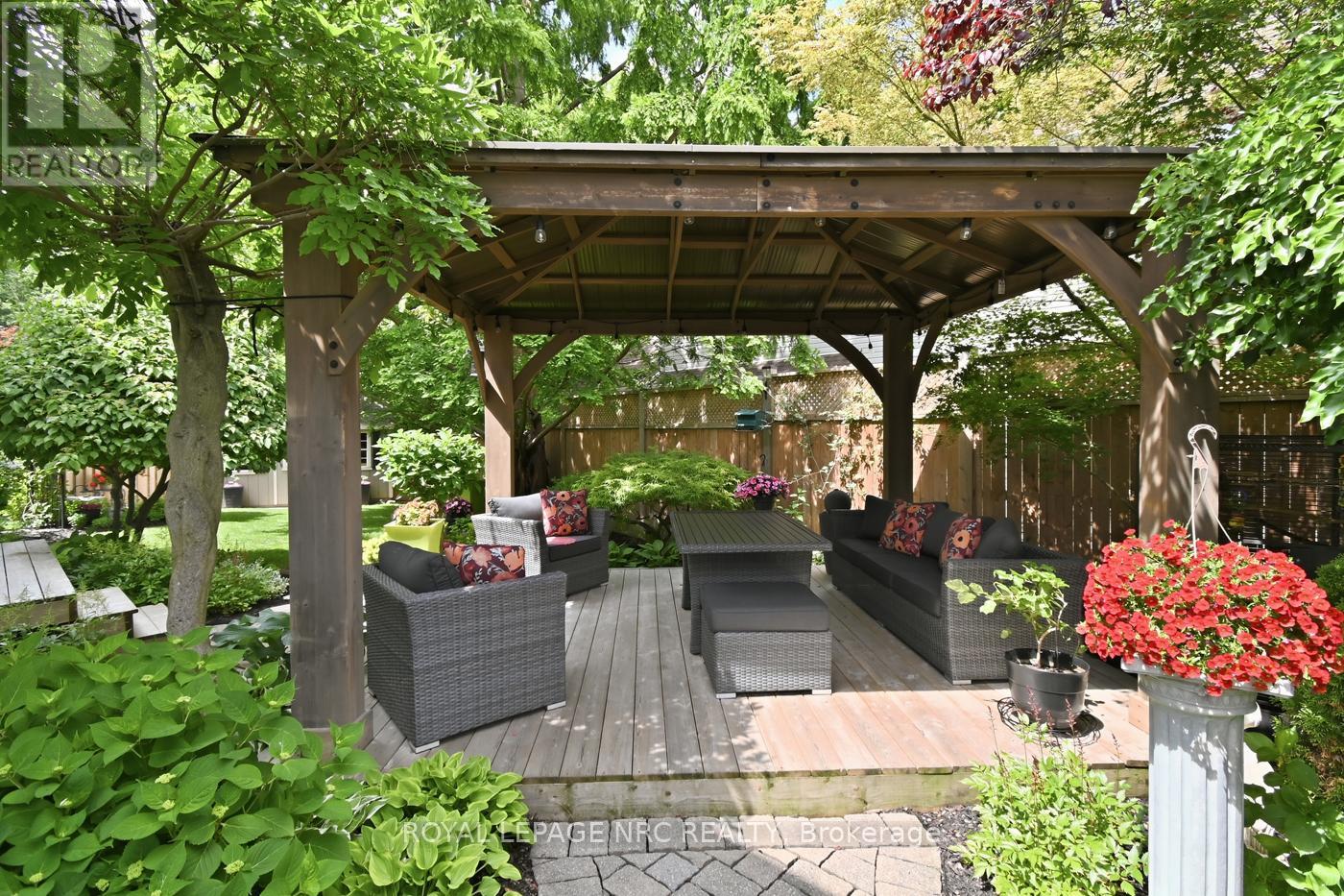 15 Brigantine Court, St. Catharines, Ontario  L2M 7V4 - Photo 5 - X13437946