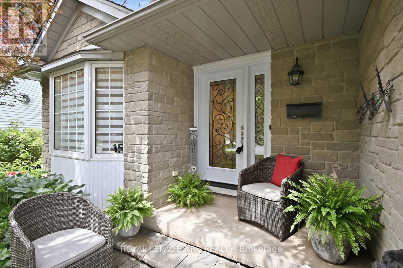 15 Brigantine Court, St. Catharines, Ontario  L2M 7V4 - Photo 9 - X13437946