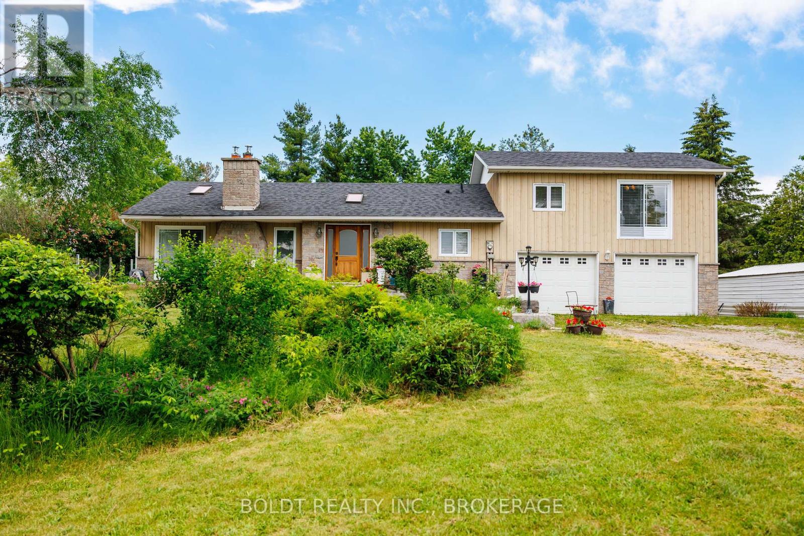 5832 5th Side Road, Innisfil, Ontario  L0L 1L0 - Photo 15 - N13438002