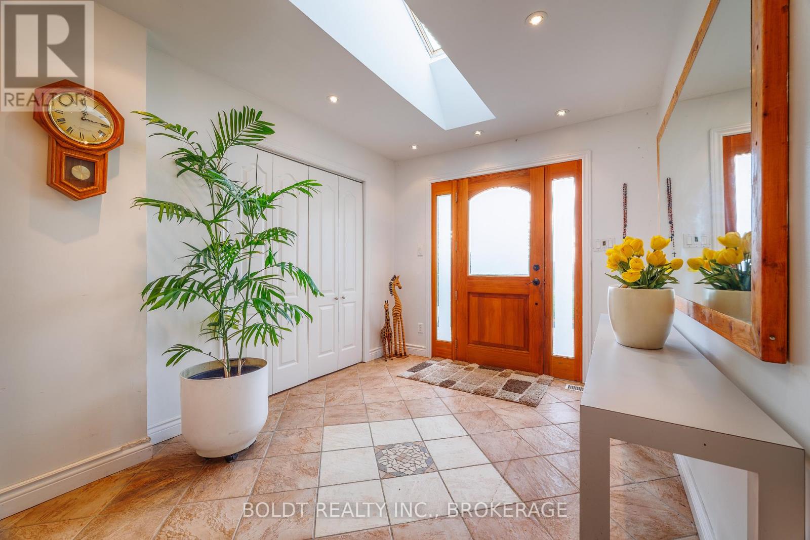 5832 5th Side Road, Innisfil, Ontario  L0L 1L0 - Photo 18 - N13438002