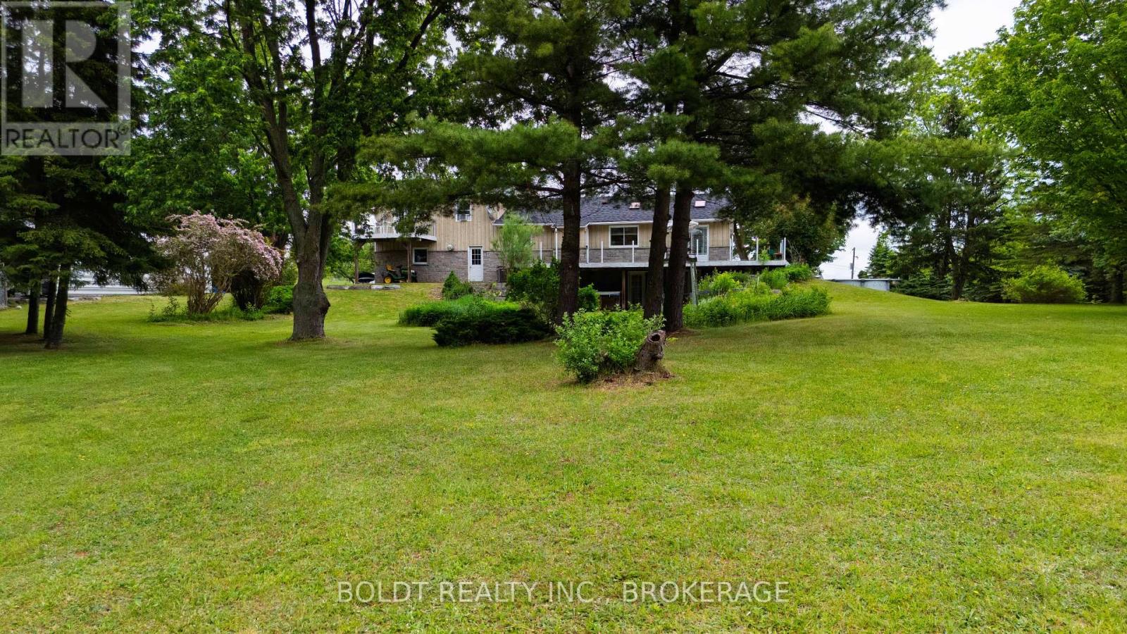 5832 5th Side Road, Innisfil, Ontario  L0L 1L0 - Photo 9 - N13438002
