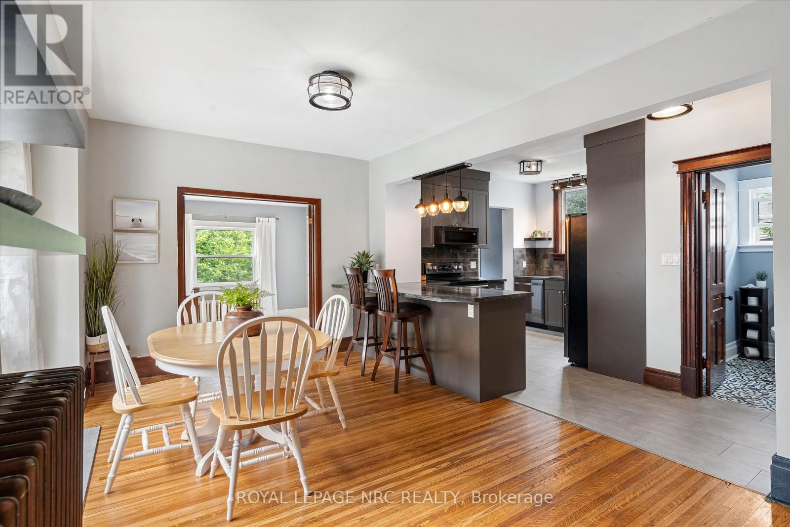 167 Pleasant Avenue, St. Catharines, Ontario  L2R 1Y6 - Photo 10 - X13438512