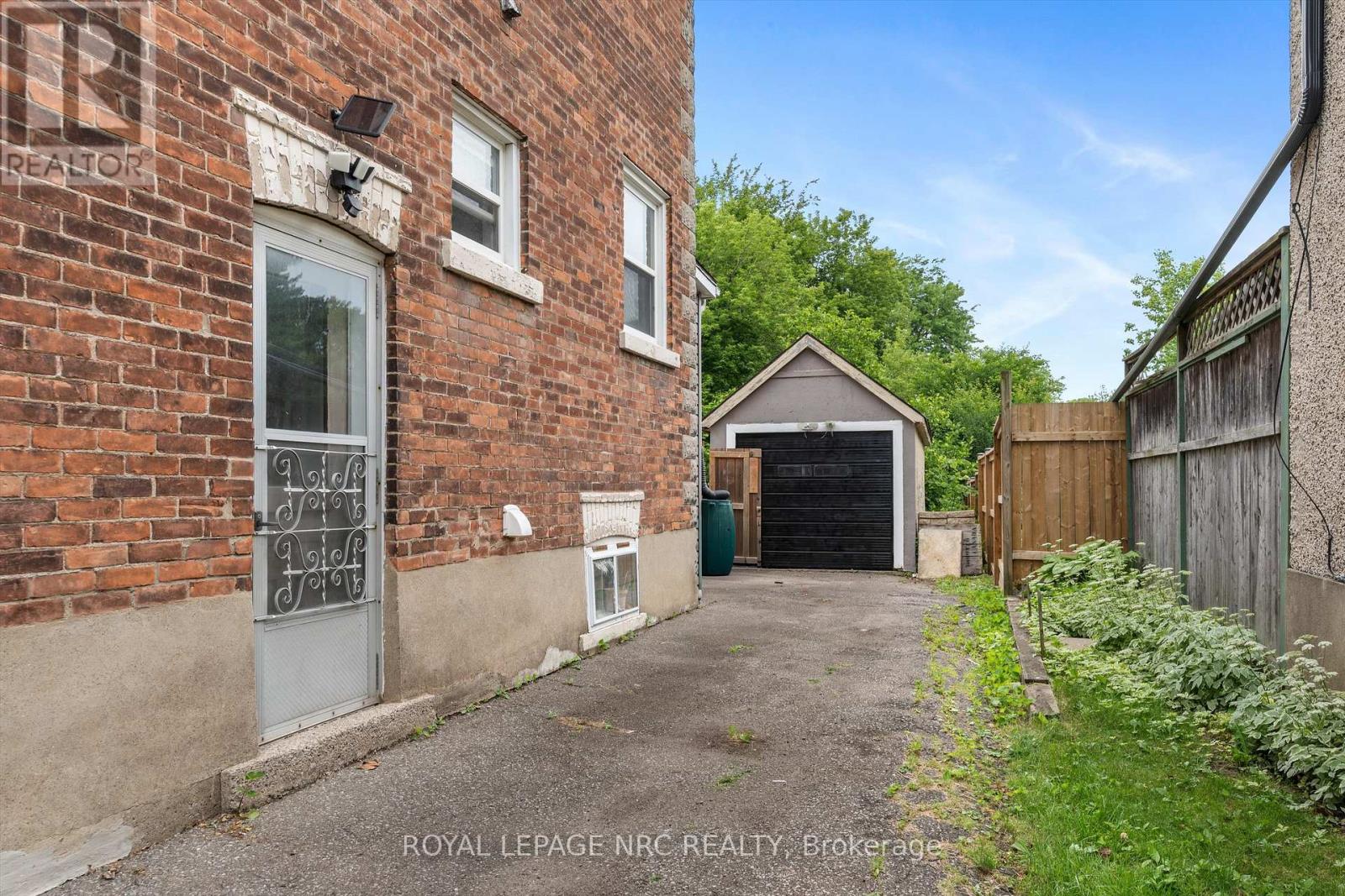 167 Pleasant Avenue, St. Catharines, Ontario  L2R 1Y6 - Photo 38 - X13438512