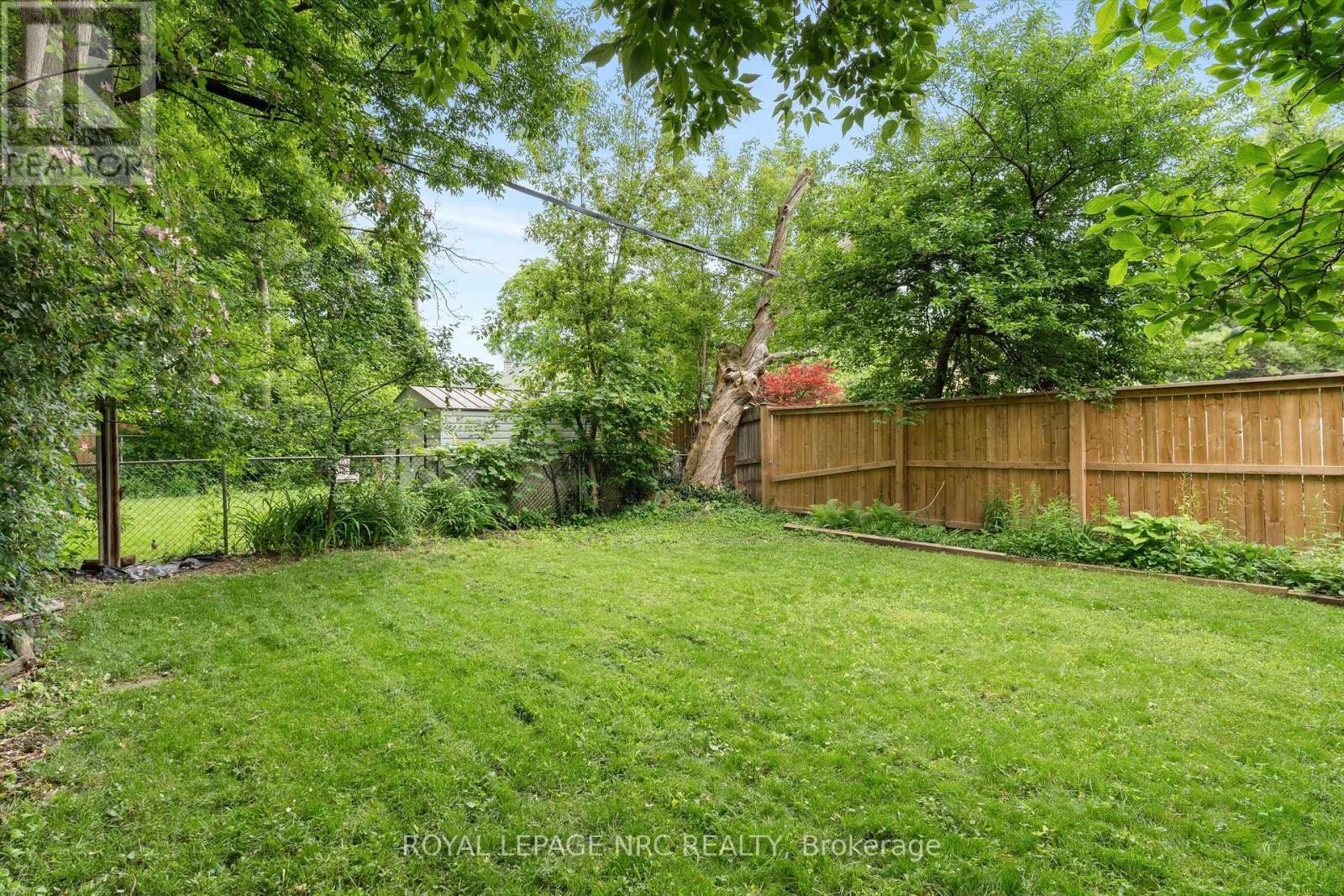 167 Pleasant Avenue, St. Catharines, Ontario  L2R 1Y6 - Photo 39 - X13438512