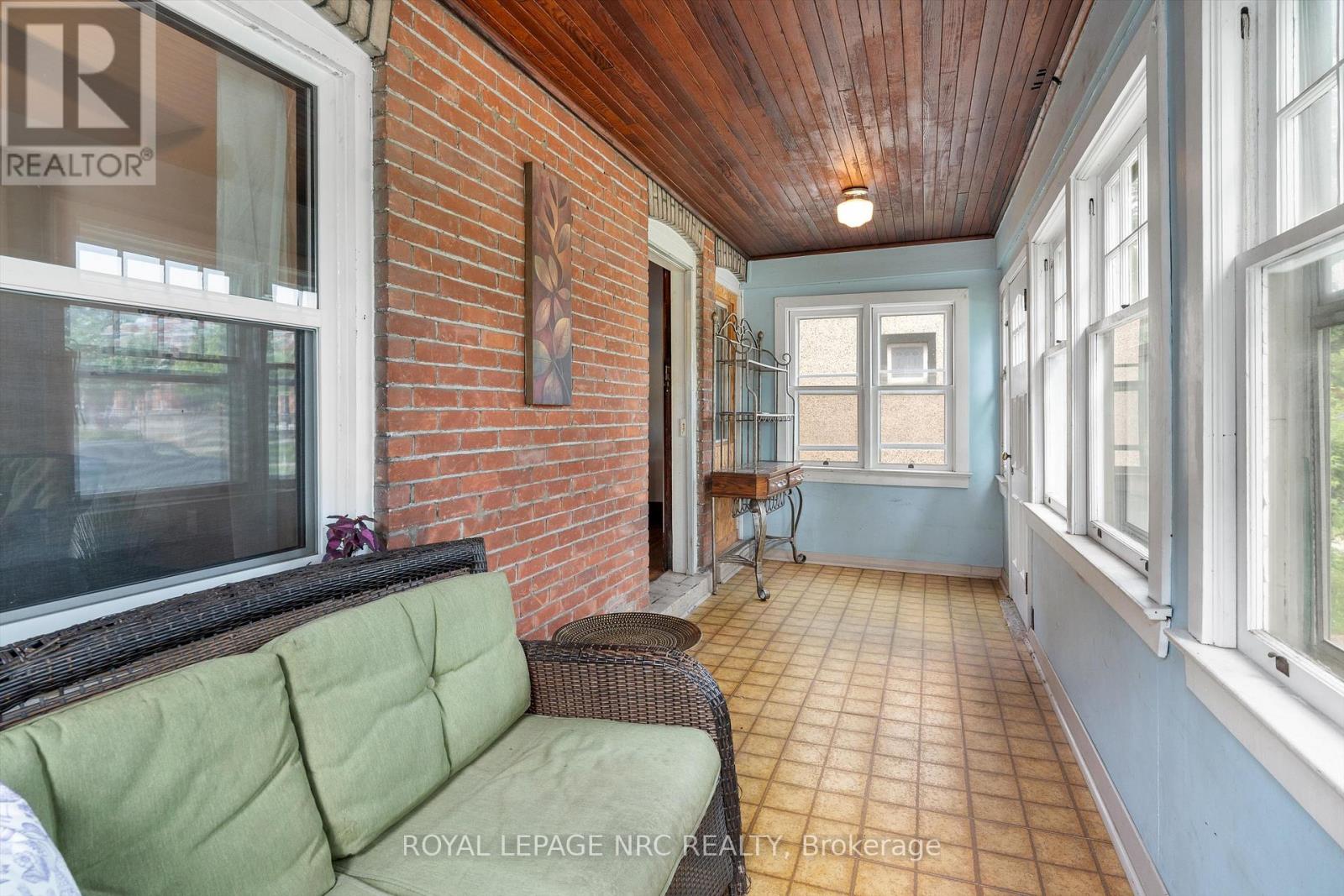 167 Pleasant Avenue, St. Catharines, Ontario  L2R 1Y6 - Photo 5 - X13438512