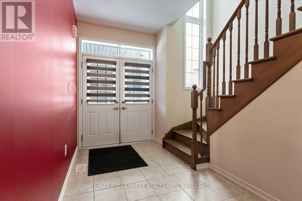 13 Steven Drive, Thorold, Ontario  L3B 0G7 - Photo 6 - X13439294