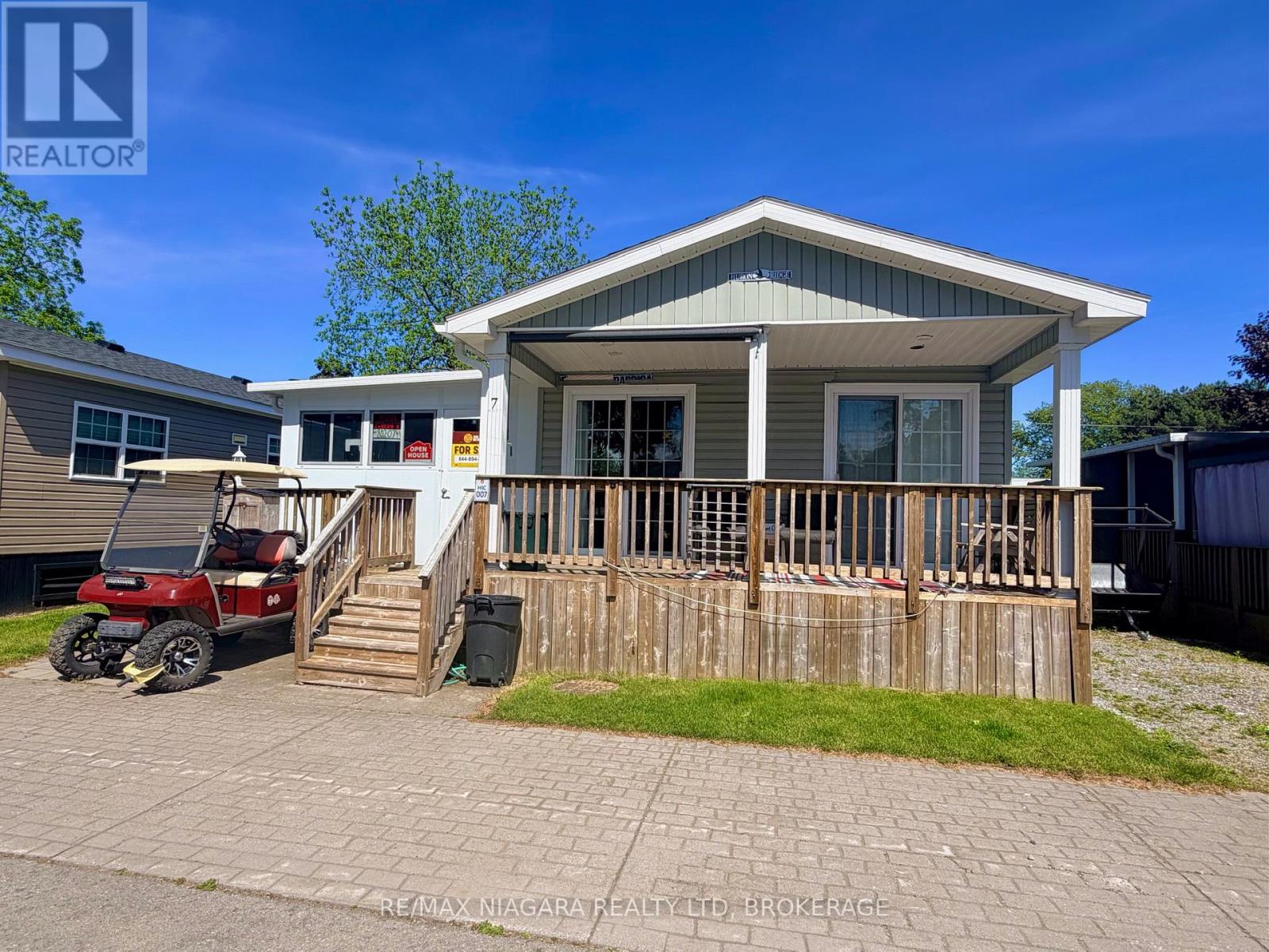 7 HICKORY LANE, Port Colborne, Ontario