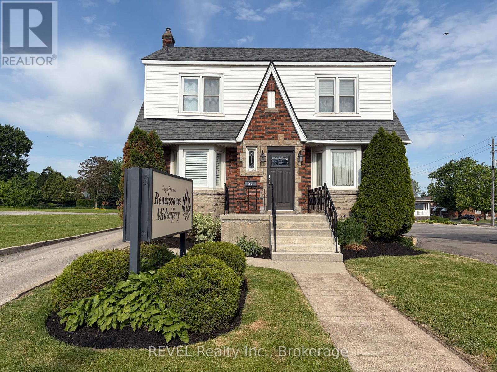 5637 MAIN STREET, Niagara Falls, Ontario