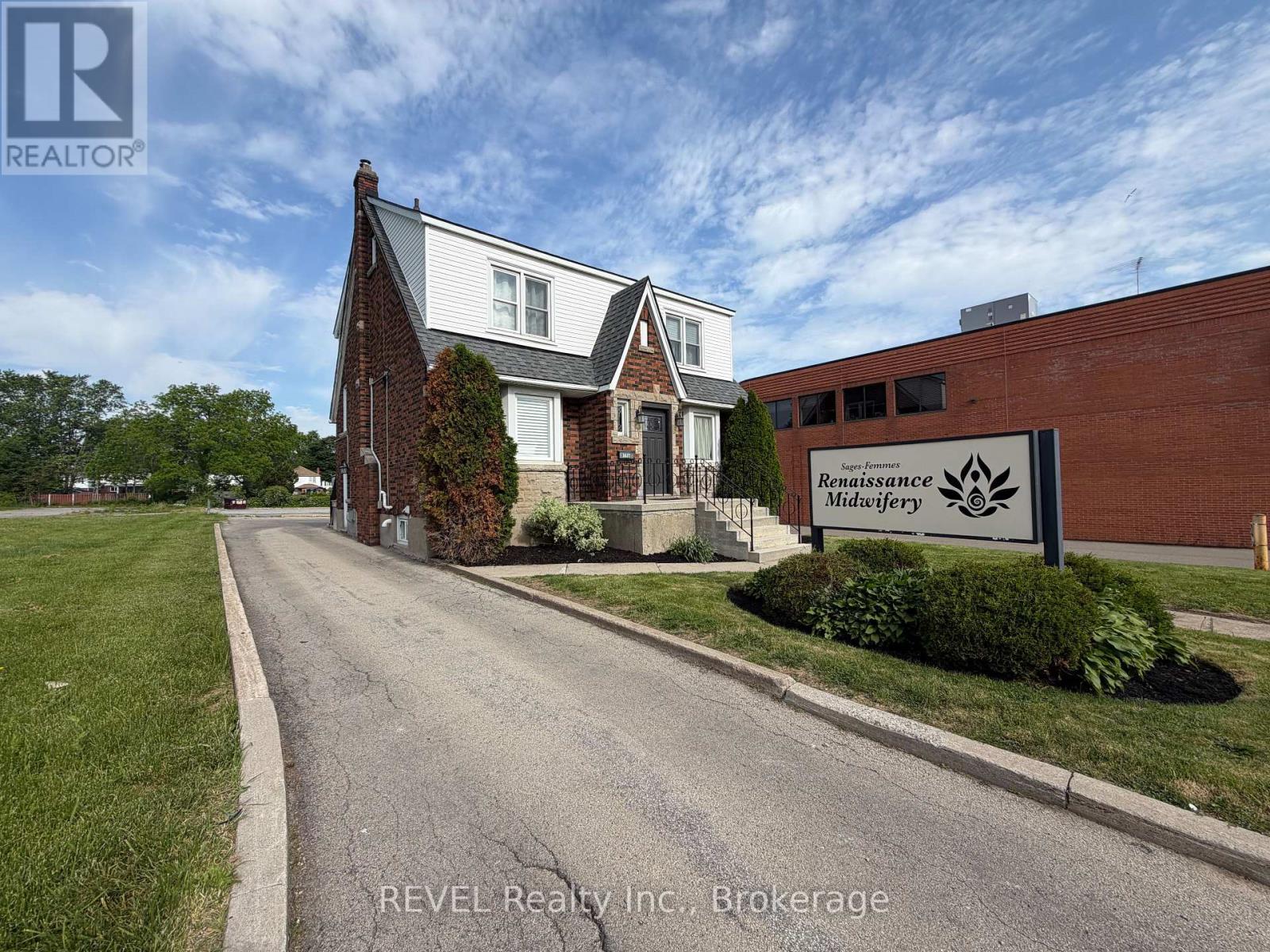 5637 Main Street, Niagara Falls, Ontario  L2G 5Z3 - Photo 10 - X13441356