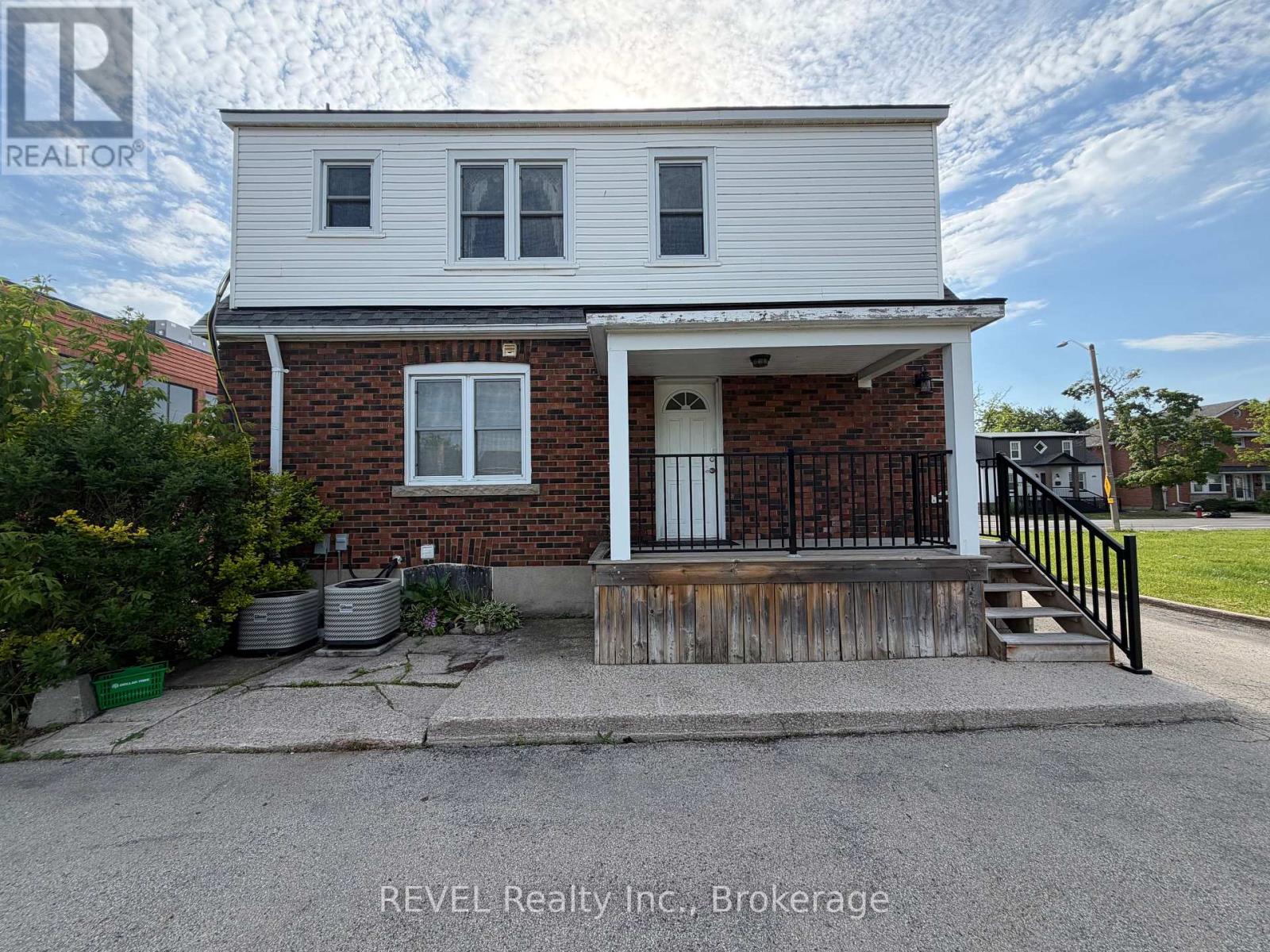 5637 Main Street, Niagara Falls, Ontario  L2G 5Z3 - Photo 4 - X13441356