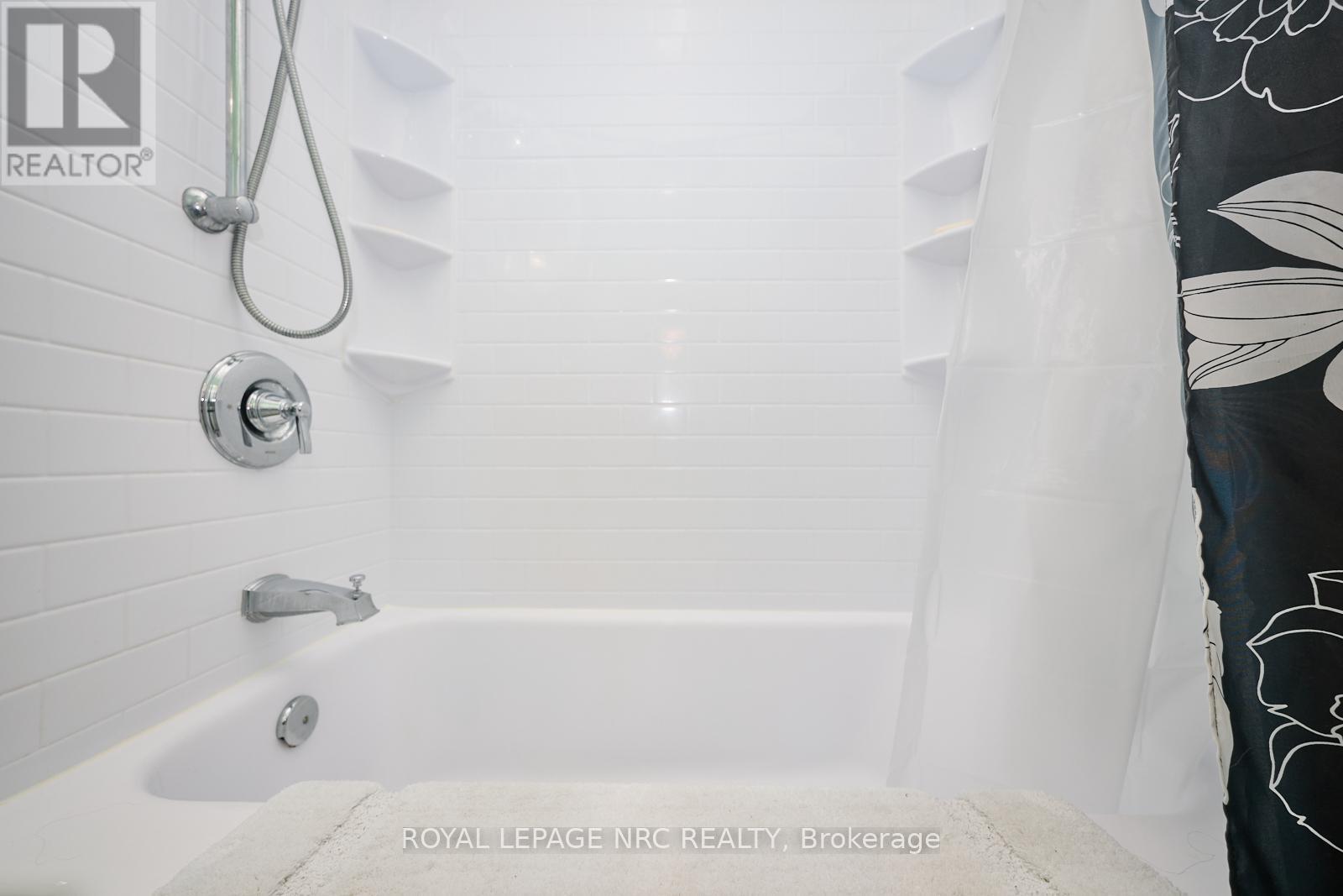 1 Thorndale Avenue, St. Catharines, Ontario  L2R 6A2 - Photo 18 - X13442250