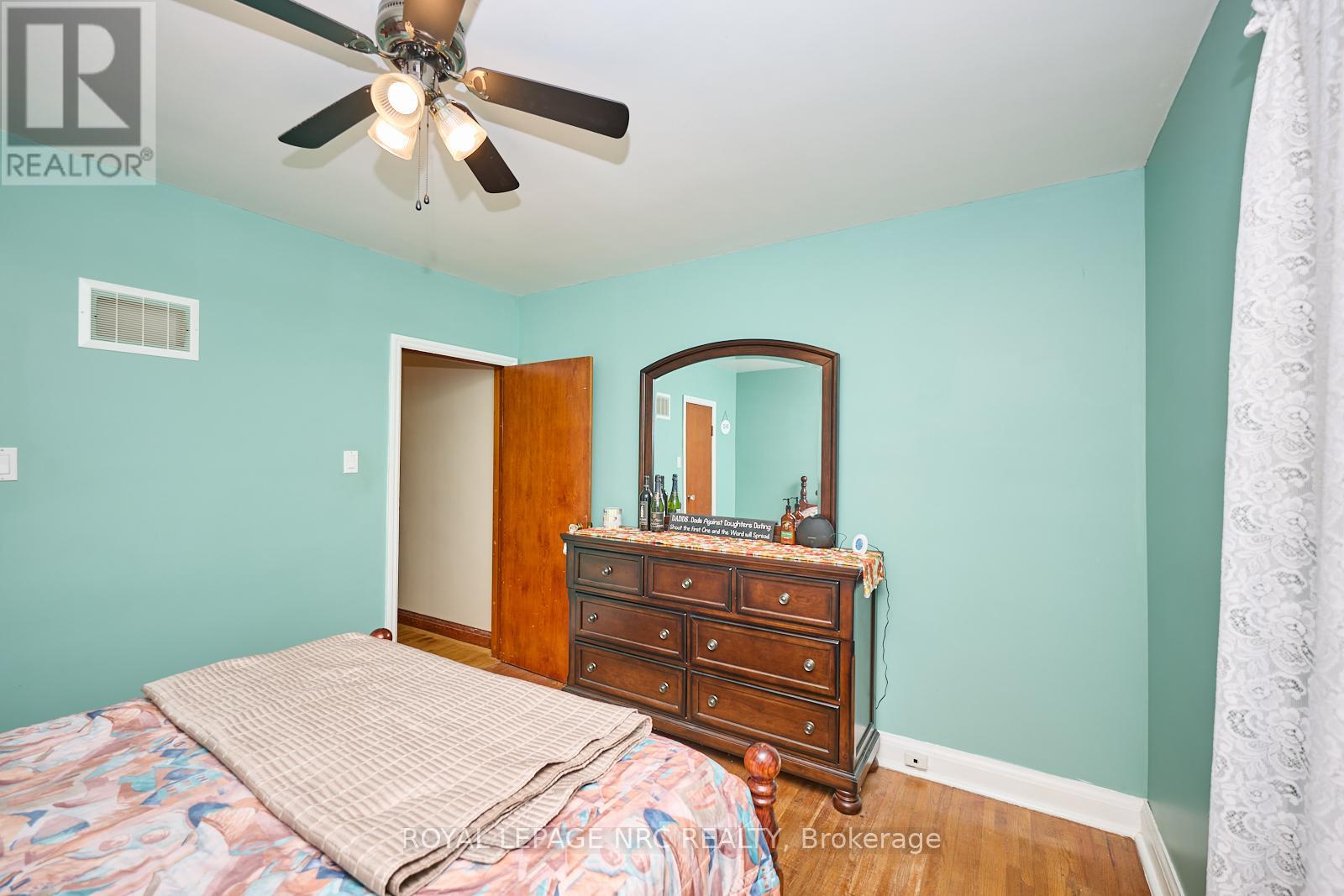 1 Thorndale Avenue, St. Catharines, Ontario  L2R 6A2 - Photo 30 - X13442250