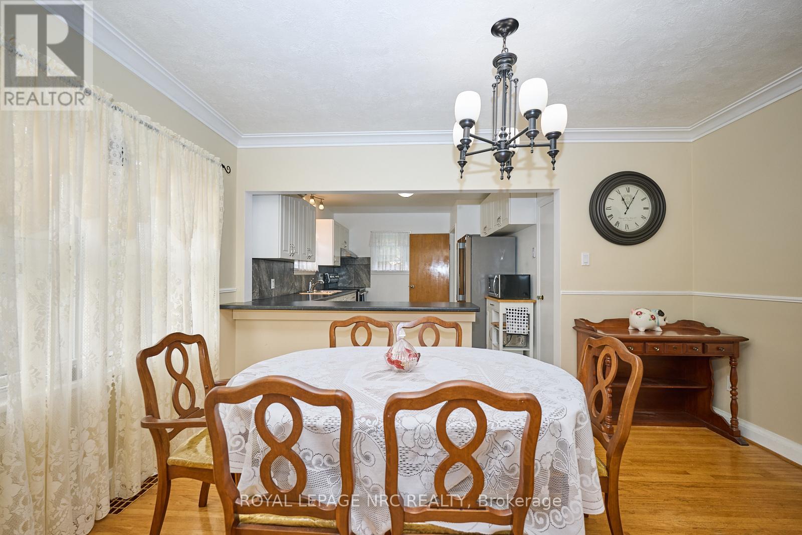 1 Thorndale Avenue, St. Catharines, Ontario  L2R 6A2 - Photo 8 - X13442250