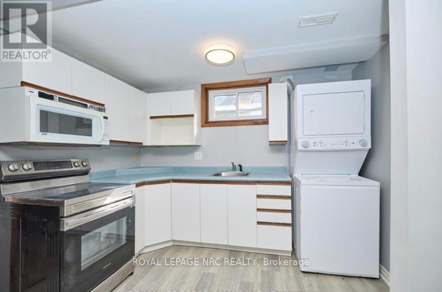 Lower - 100 Larchwood Circle, Welland, Ontario  L3C 6T3 - Photo 7 - X13442592