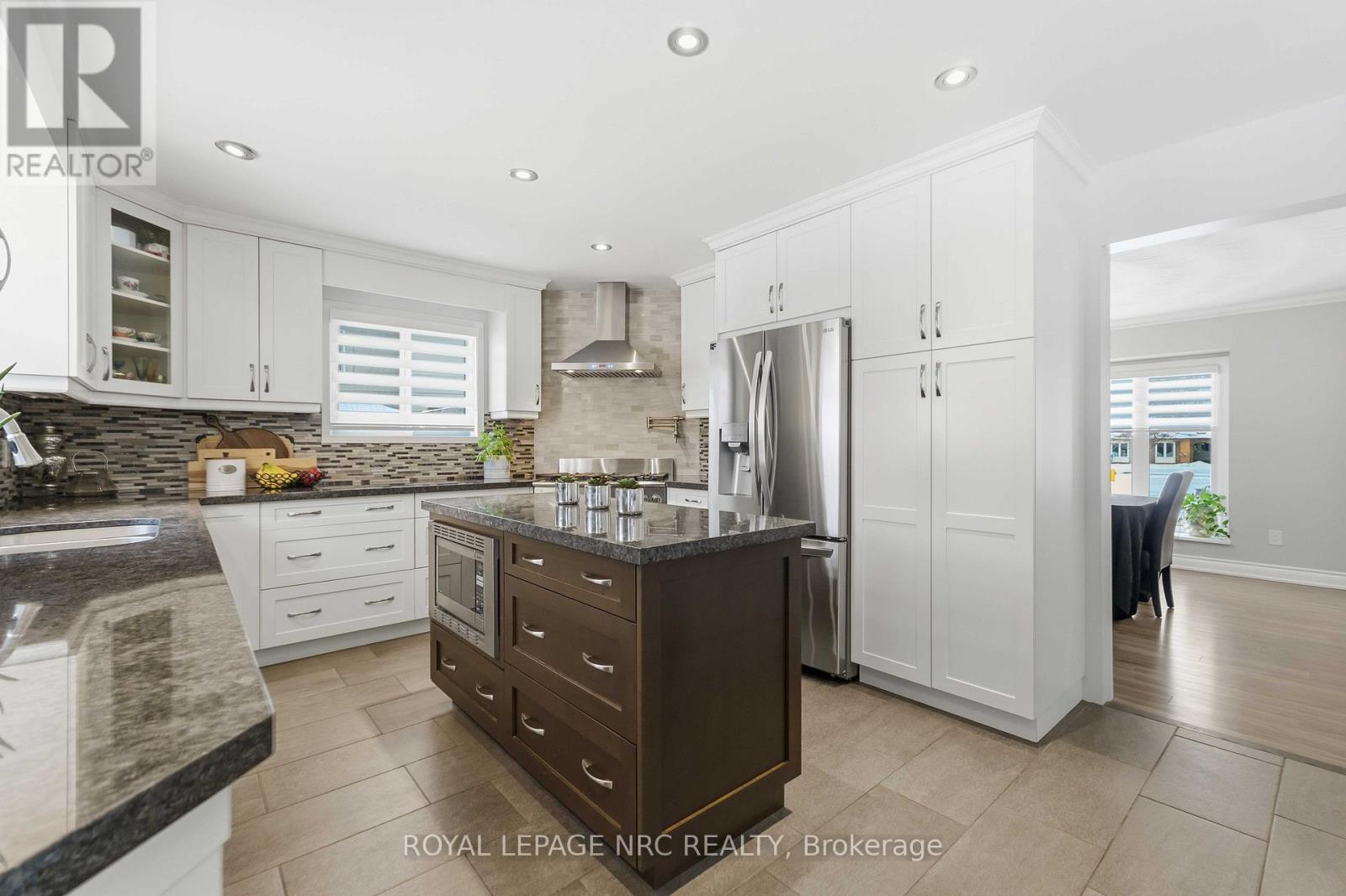 9 Woodgarden Court, St. Catharines, Ontario  L2M 7C9 - Photo 12 - X13443316