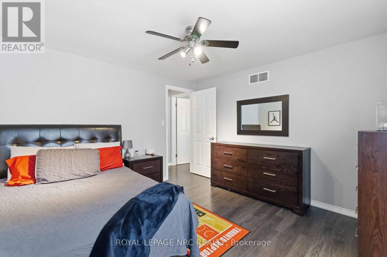 9 Woodgarden Court, St. Catharines, Ontario  L2M 7C9 - Photo 21 - X13443316