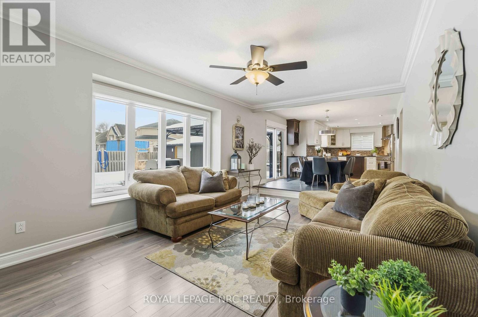 9 Woodgarden Court, St. Catharines, Ontario  L2M 7C9 - Photo 6 - X13443316