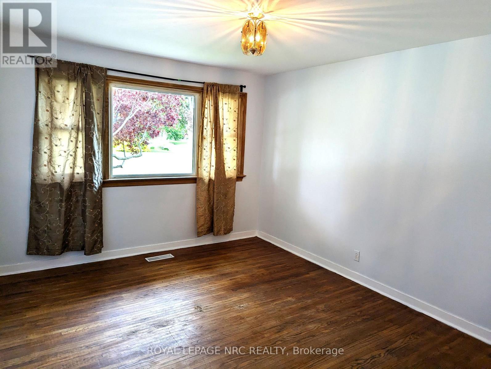 6094 Stevens Street E, Niagara Falls, Ontario  L2E 3A3 - Photo 18 - X13443514