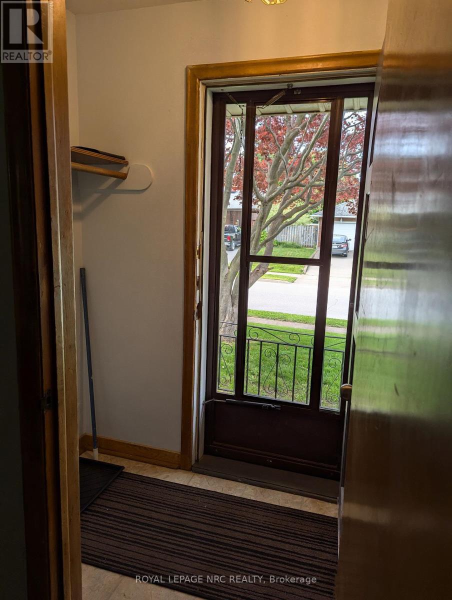 6094 Stevens Street E, Niagara Falls, Ontario  L2E 3A3 - Photo 4 - X13443514