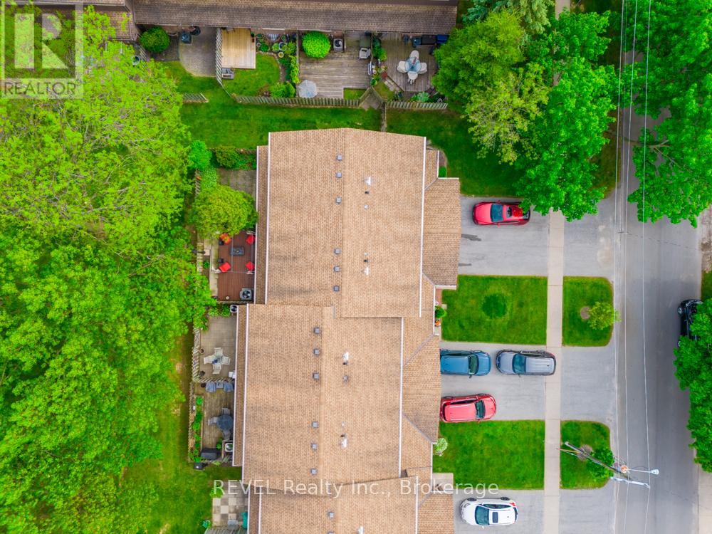 2 - 64 Forster Street, St. Catharines, Ontario  L2N 6T5 - Photo 33 - X13444586