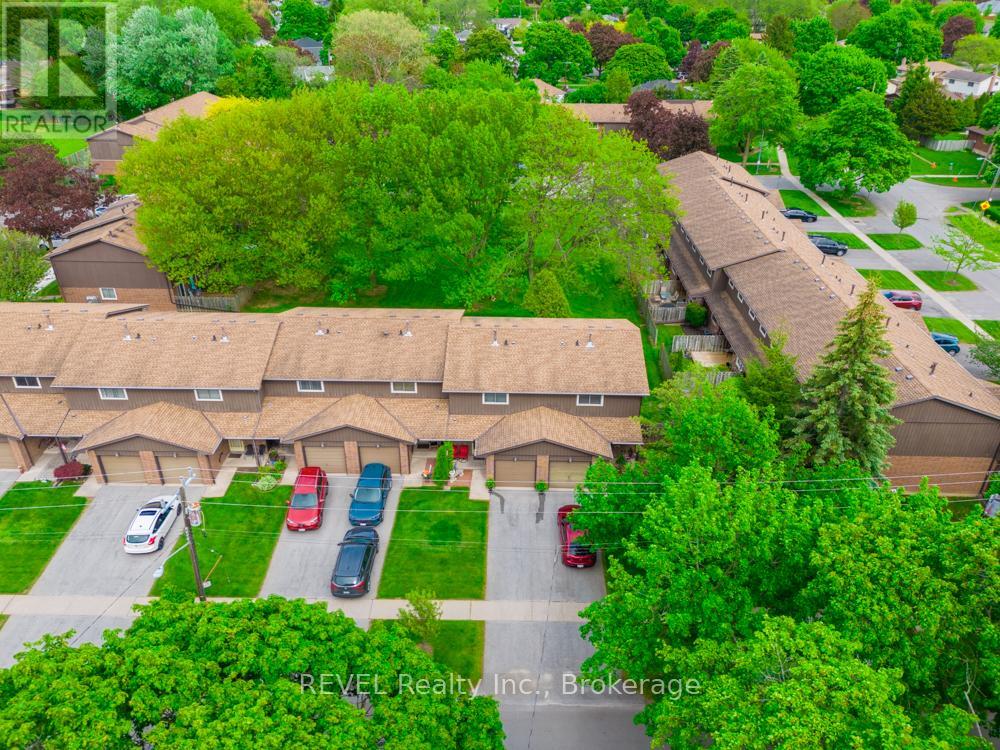 2 - 64 Forster Street, St. Catharines, Ontario  L2N 6T5 - Photo 34 - X13444586