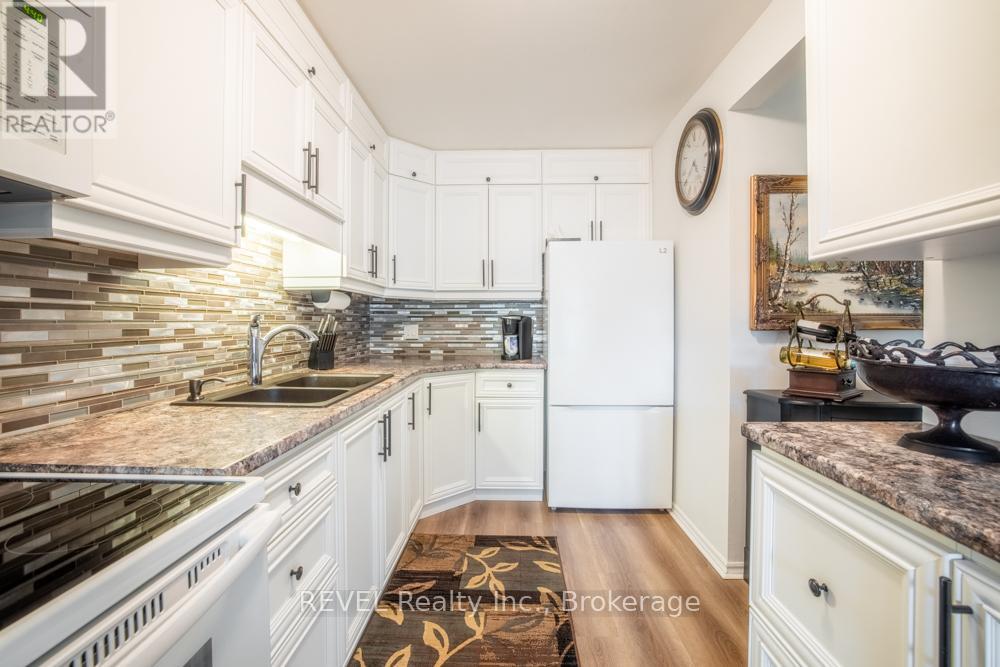 2 - 64 Forster Street, St. Catharines, Ontario  L2N 6T5 - Photo 6 - X13444586
