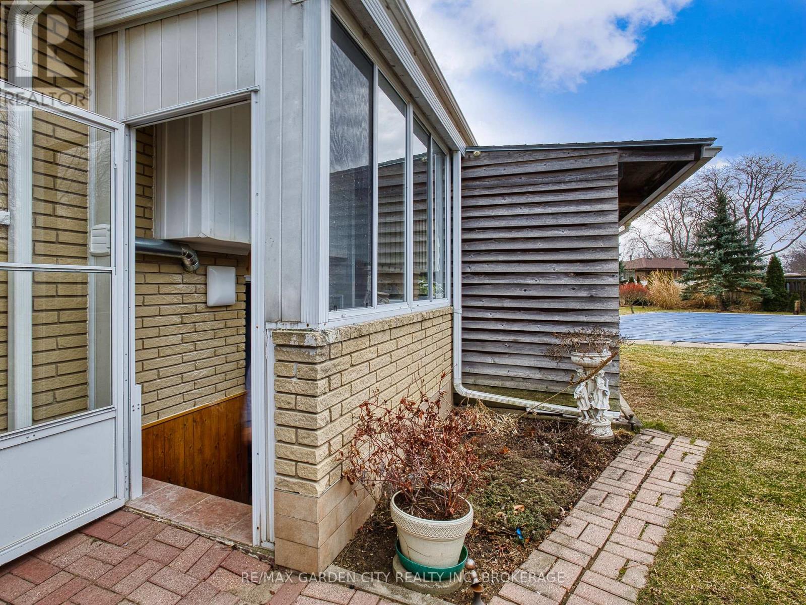 Lower - 38 Cypress Street, St. Catharines, Ontario  L2N 4L9 - Photo 2 - X13445520