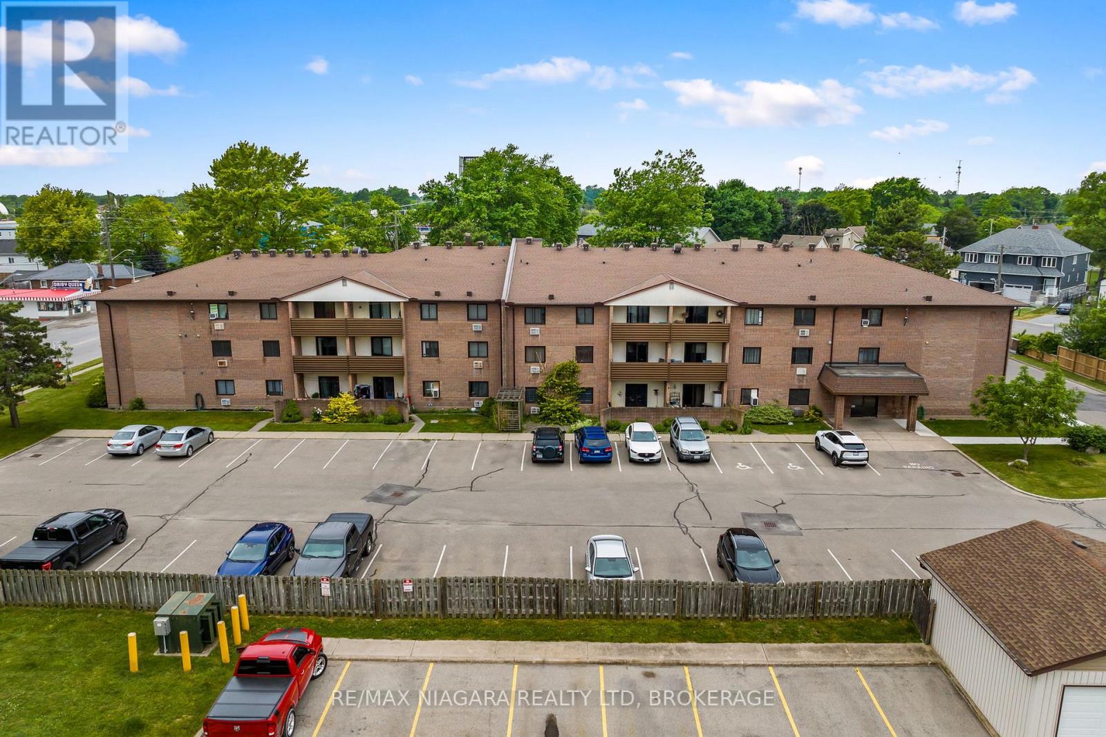 325 - 72 MAIN STREET, Port Colborne, Ontario