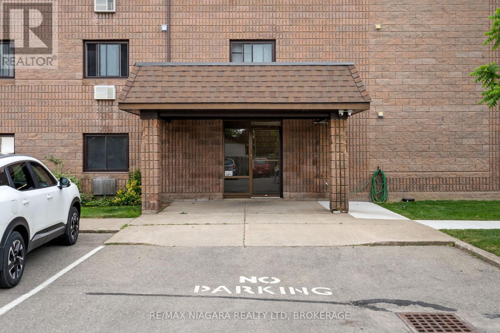 325 - 72 Main Street, Port Colborne, Ontario  L3K 5Z8 - Photo 2 - X13447972