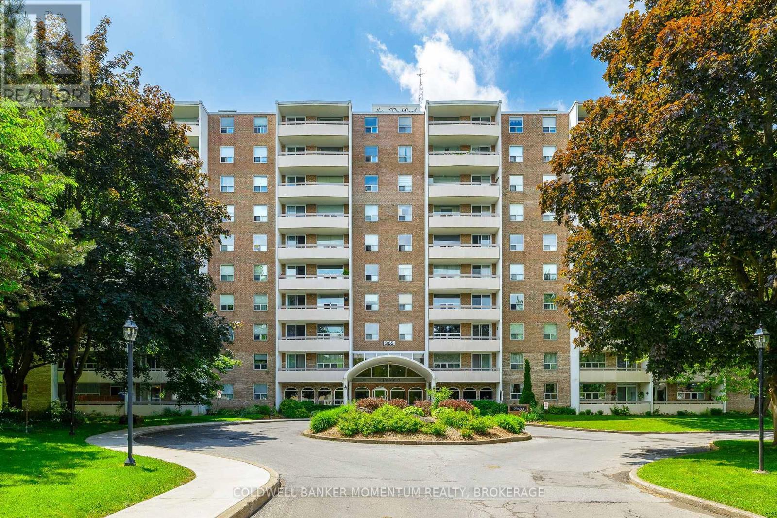 1002 - 365 Geneva Street, St. Catharines, Ontario  L2N 5S7 - Photo 2 - X13448292
