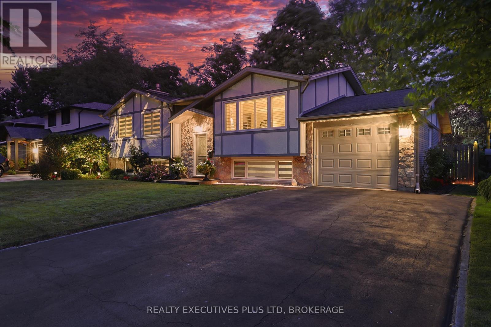 2560 LEPP AVENUE, Niagara Falls, Ontario
