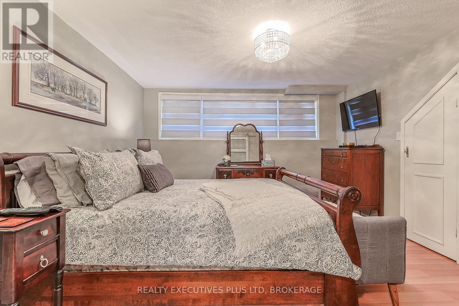 2560 Lepp Avenue, Niagara Falls, Ontario  L2J 3G3 - Photo 22 - X13449264