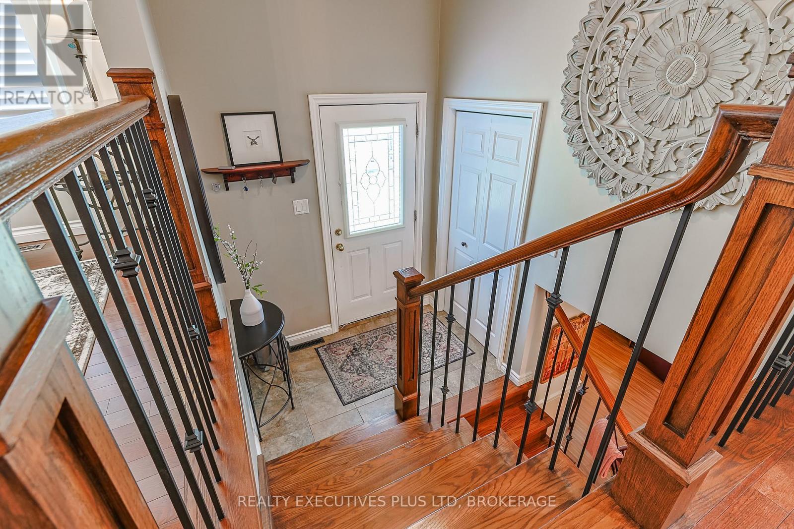 2560 Lepp Avenue, Niagara Falls, Ontario  L2J 3G3 - Photo 6 - X13449264