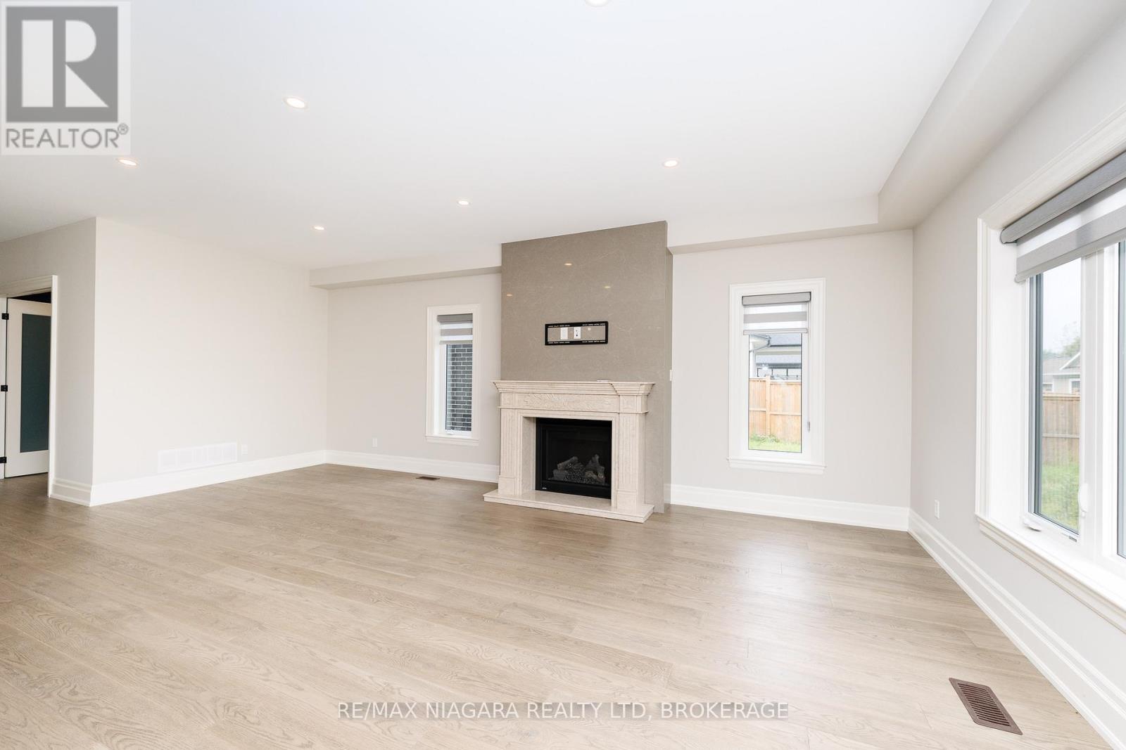 3816 Simpson Lane, Fort Erie, Ontario  L0S 1S0 - Photo 12 - X13449594