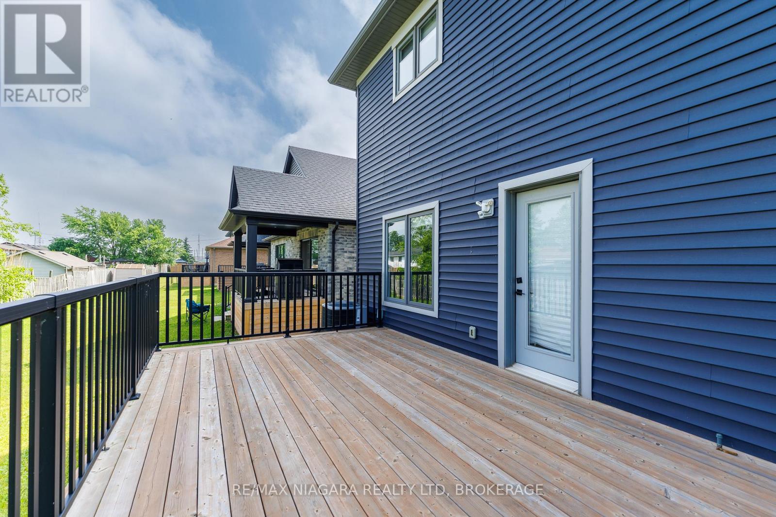 3816 Simpson Lane, Fort Erie, Ontario  L0S 1S0 - Photo 3 - X13449594
