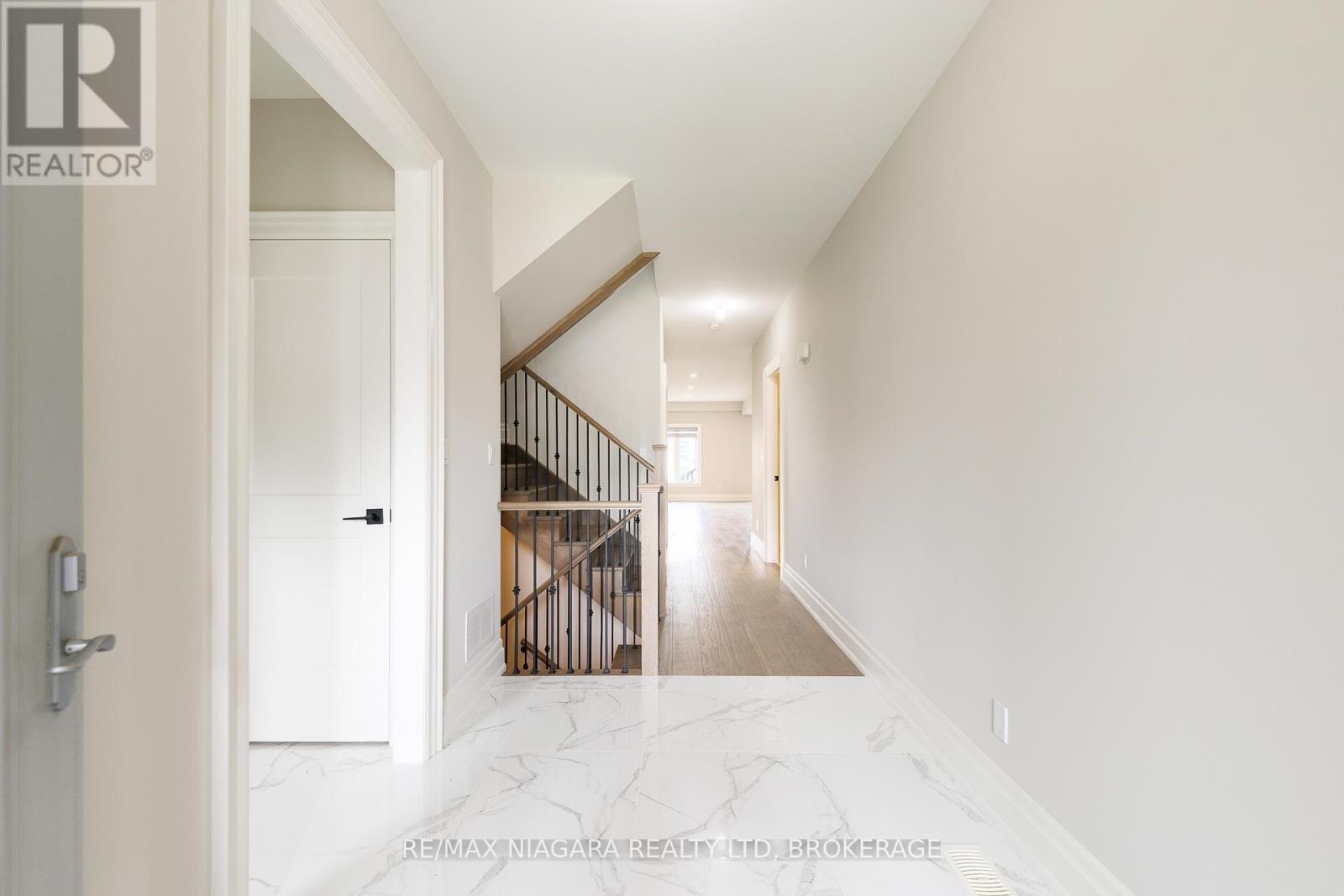 3816 Simpson Lane, Fort Erie, Ontario  L0S 1S0 - Photo 5 - X13449594