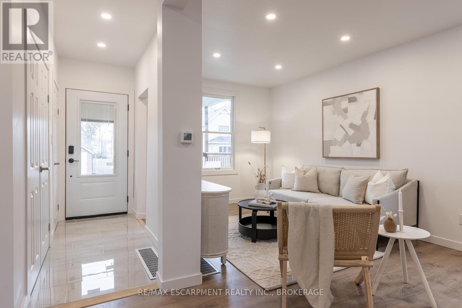50 Fifth Street, Welland, Ontario  L3B 4Z5 - Photo 4 - X13450396