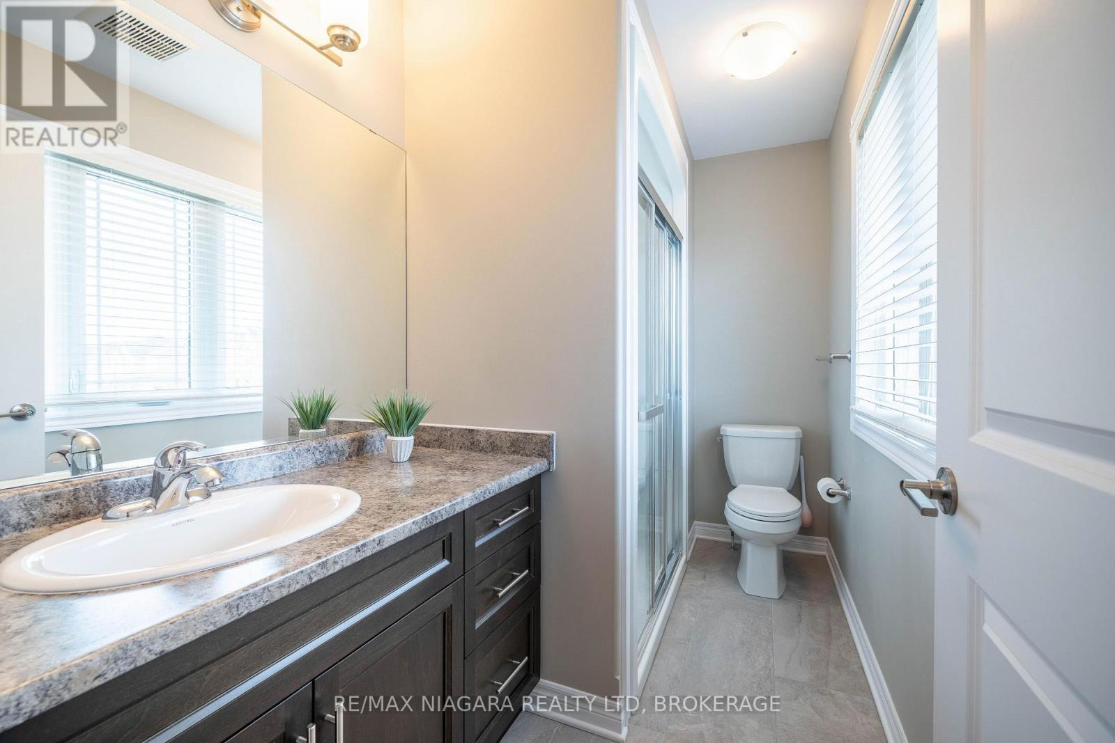 9385 Eagle Ridge Drive, Niagara Falls, Ontario  L2H 0G3 - Photo 26 - X13450666