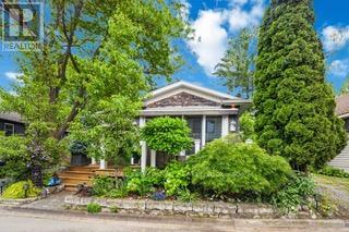 11 Peel Street, St. Catharines, Ontario  L2N 5A2 - Photo 3 - X13451416