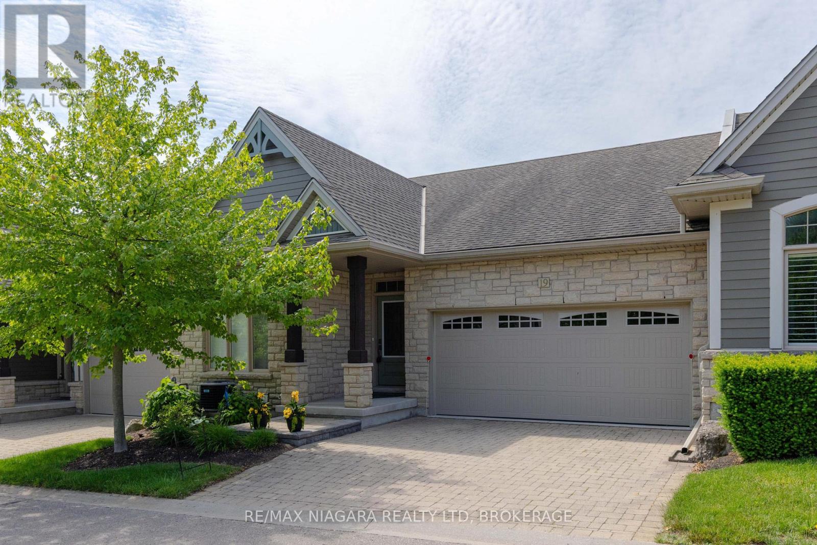 19 CRIMSON DRIVE, Niagara-on-the-Lake, Ontario