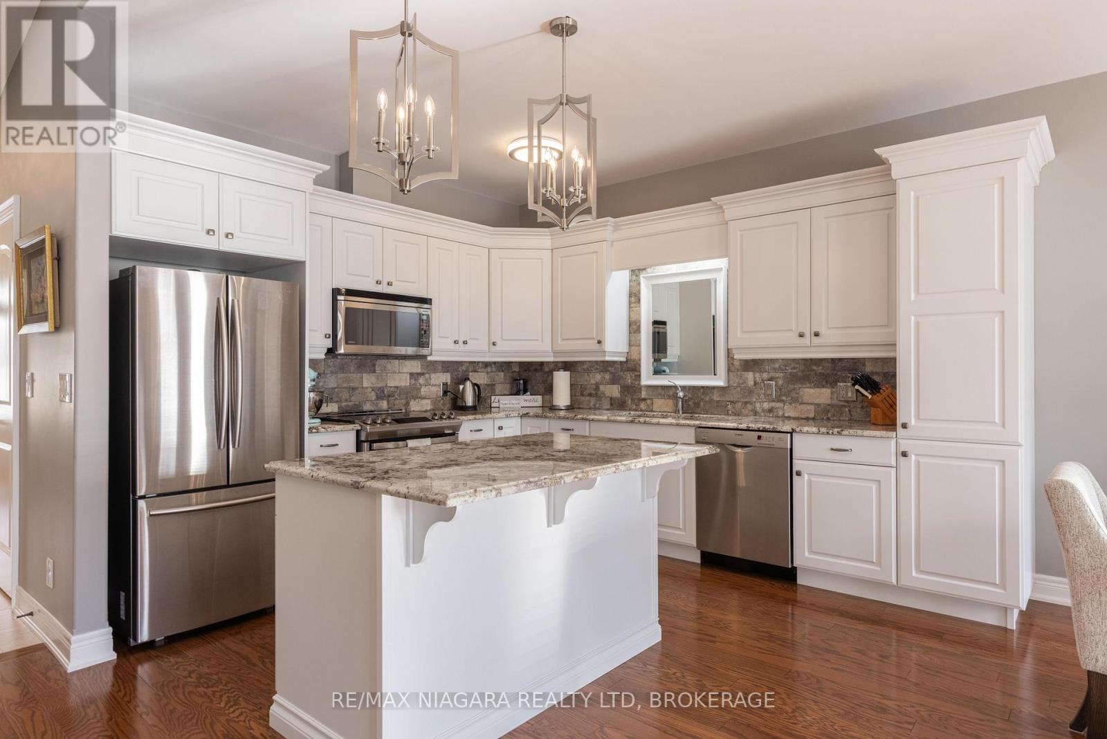 19 Crimson Drive, Niagara-On-The-Lake, Ontario  L0S 1J1 - Photo 12 - X13451720