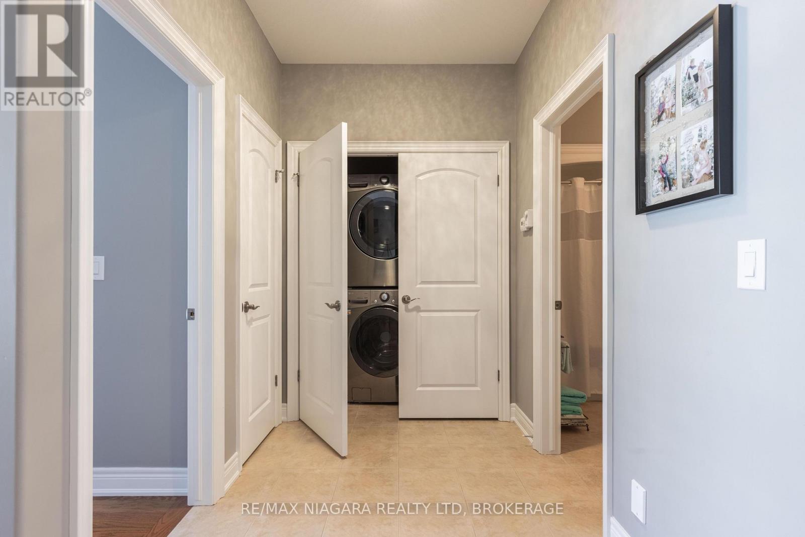 19 Crimson Drive, Niagara-On-The-Lake, Ontario  L0S 1J1 - Photo 6 - X13451720