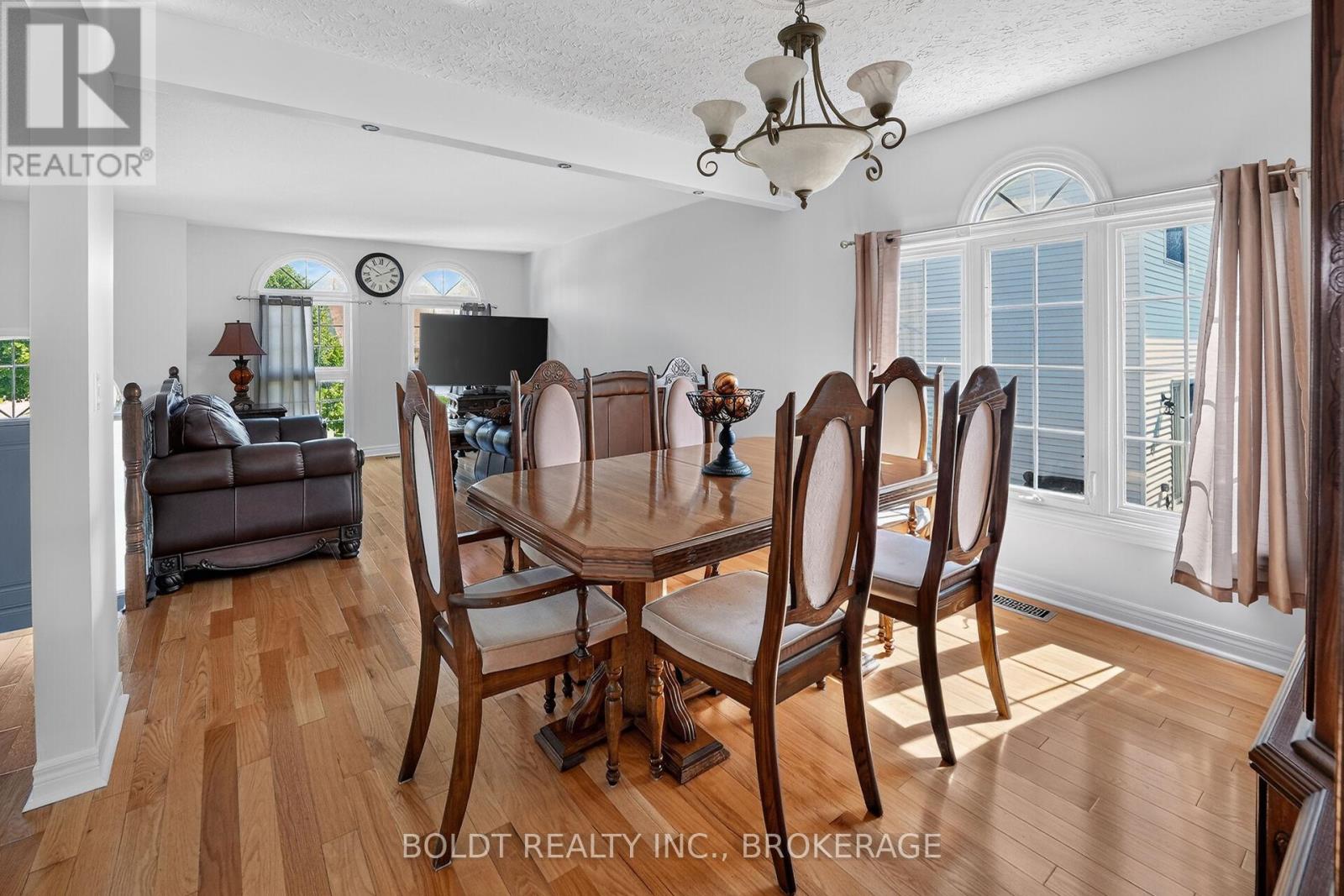 6 Cedar Court, St. Catharines, Ontario  L2S 3V1 - Photo 15 - X13451962