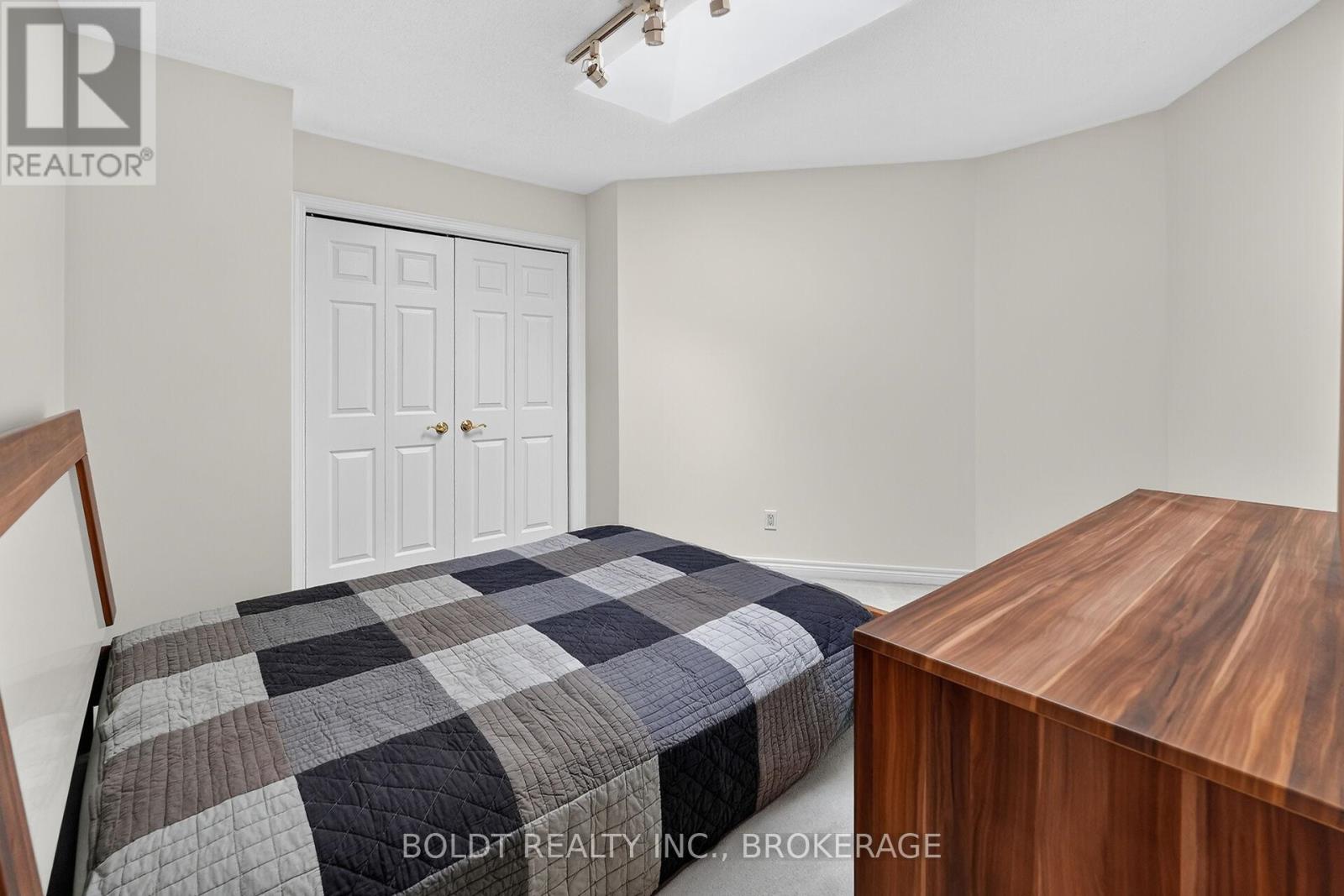 6 Cedar Court, St. Catharines, Ontario  L2S 3V1 - Photo 22 - X13451962