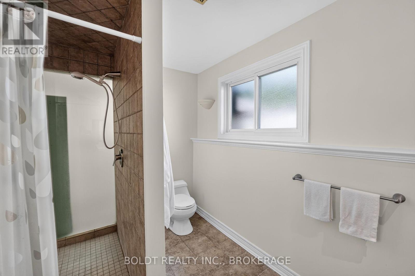 6 Cedar Court, St. Catharines, Ontario  L2S 3V1 - Photo 33 - X13451962