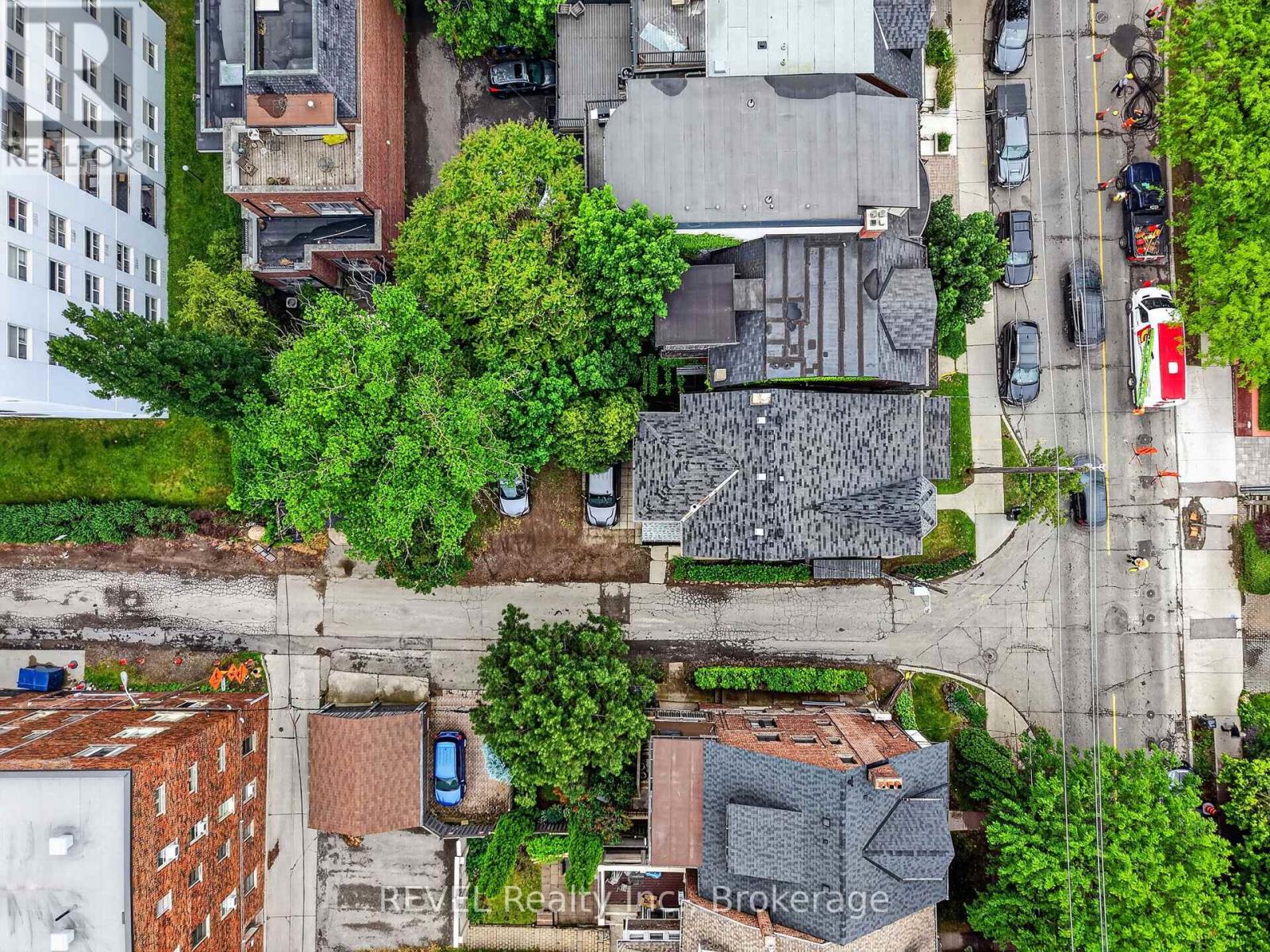 380 Spadina Road, Toronto, Ontario  M5P 2V9 - Photo 16 - C13452232