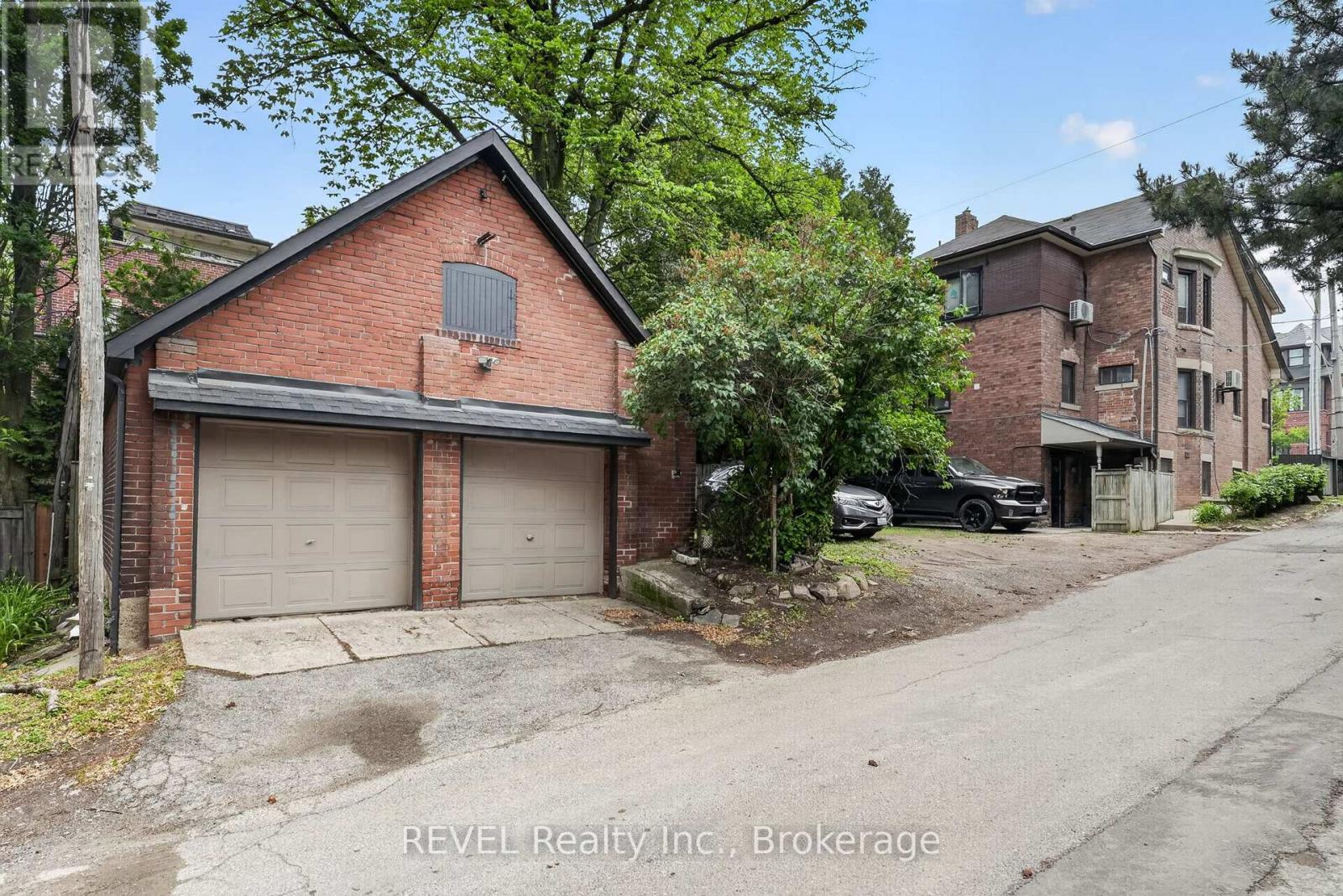 380 Spadina Road, Toronto, Ontario  M5P 2V9 - Photo 8 - C13452232
