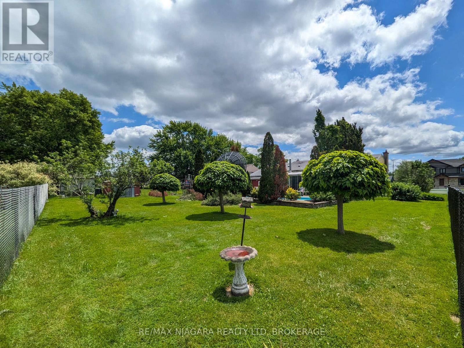 2882 Westbrook Avenue, Fort Erie, Ontario  L0S 1S0 - Photo 9 - X13452714